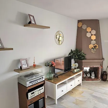 Apartamento Sea View Celeste Costa Del Sol Playa Chapparal Apartment *